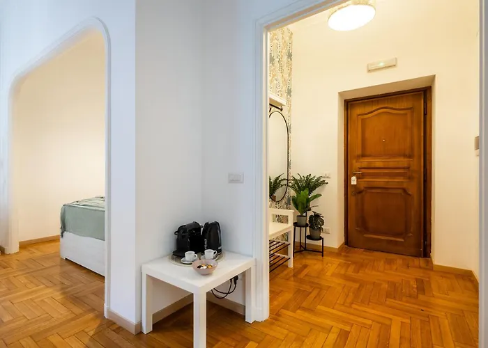 Selene Charme In The Heart Of Trastevere